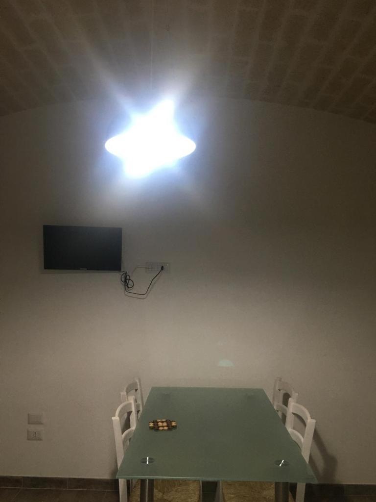 I Trulli Di Mario Villa Cisternino Rum bild